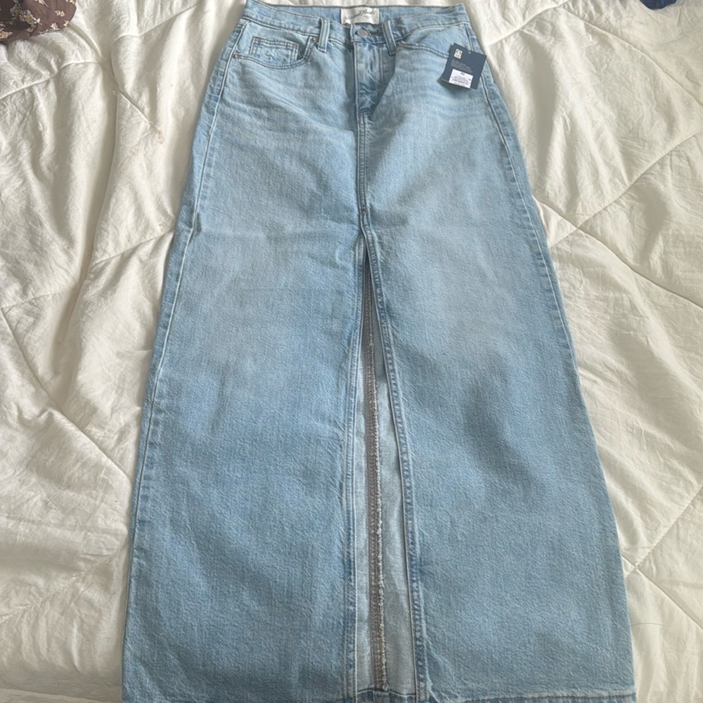 Woman’s Jean skirt